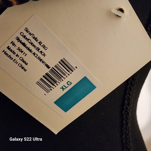 Swimsuit - Picture 14 of 14